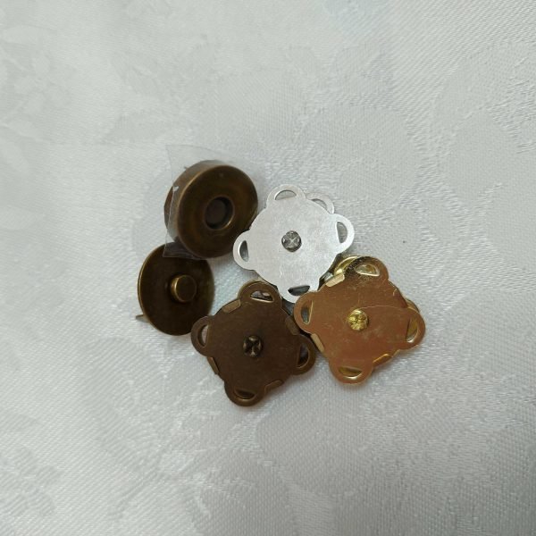 מגנט לתפירה/ללא תפירה